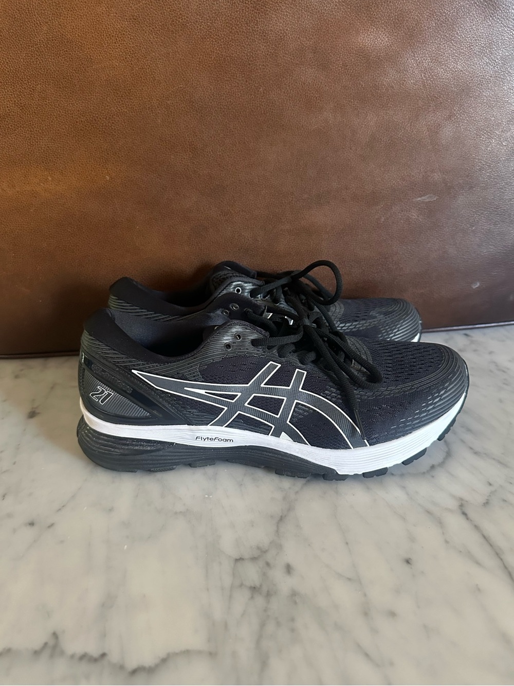 ASICS Gel-Nimbus 21 Men’s Size 10 Extra Wide 4E Black Running Shoes 1011A168